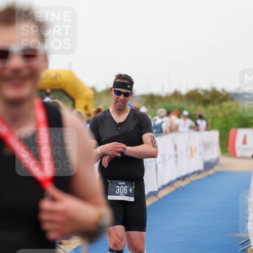 22.06.2025 - Viking Triathlon Michael Strokosch http://msf.ph/oto/8072908 22.06.2025 15:56:46 Ziel 261, 306 meine-sportfotos.de