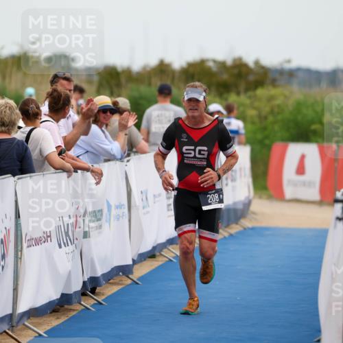 22.06.2025 - Viking Triathlon Michael Strokosch http://msf.ph/oto/8072909 22.06.2025 15:41:20 Ziel 208 meine-sportfotos.de