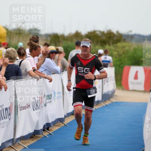 22.06.2025 - Viking Triathlon Michael Strokosch http://msf.ph/oto/8072915 22.06.2025 15:41:21 Ziel 208 meine-sportfotos.de