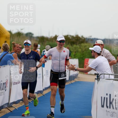 22.06.2025 - Viking Triathlon Michael Strokosch http://msf.ph/oto/8072916 22.06.2025 15:56:57 Ziel 318, 328 meine-sportfotos.de