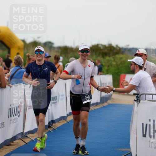 22.06.2025 - Viking Triathlon Michael Strokosch http://msf.ph/oto/8072918 22.06.2025 15:56:57 Ziel 318, 328 meine-sportfotos.de