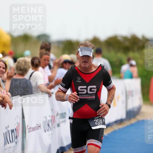 22.06.2025 - Viking Triathlon Michael Strokosch http://msf.ph/oto/8072924 22.06.2025 15:41:22 Ziel 208 meine-sportfotos.de