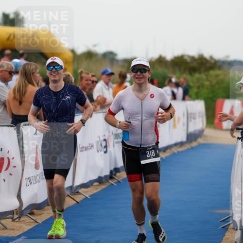 22.06.2025 - Viking Triathlon Michael Strokosch http://msf.ph/oto/8072928 22.06.2025 15:56:58 Ziel 318, 328 meine-sportfotos.de