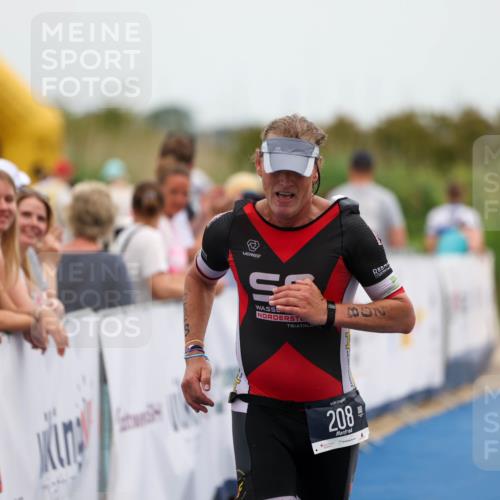 22.06.2025 - Viking Triathlon Michael Strokosch http://msf.ph/oto/8072929 22.06.2025 15:41:22 Ziel 208 meine-sportfotos.de