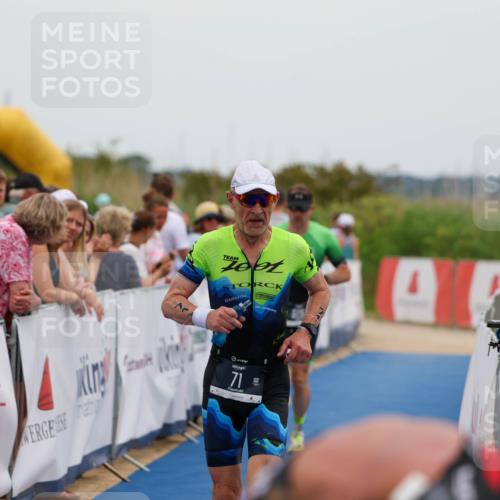 22.06.2025 - Viking Triathlon Michael Strokosch http://msf.ph/oto/8072952 22.06.2025 15:41:32 Ziel 71, 505 meine-sportfotos.de