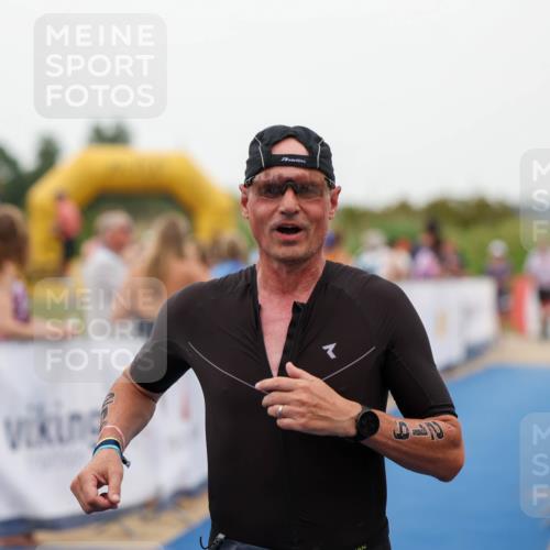 22.06.2025 - Viking Triathlon Michael Strokosch http://msf.ph/oto/8072999 22.06.2025 15:57:48 Ziel 219 meine-sportfotos.de