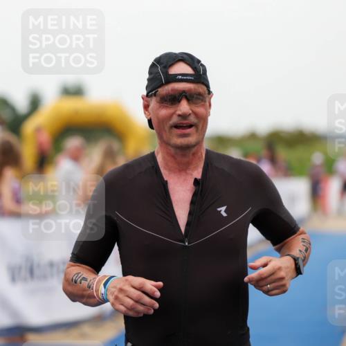 22.06.2025 - Viking Triathlon Michael Strokosch http://msf.ph/oto/8073003 22.06.2025 15:57:48 Ziel 219 meine-sportfotos.de