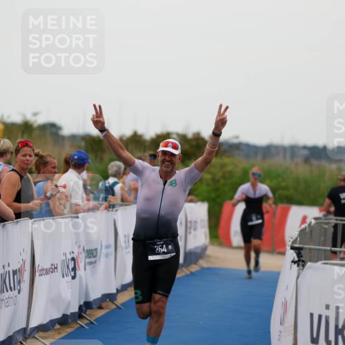 22.06.2025 - Viking Triathlon Michael Strokosch http://msf.ph/oto/8073054 22.06.2025 15:58:44 Ziel 18, 254 meine-sportfotos.de