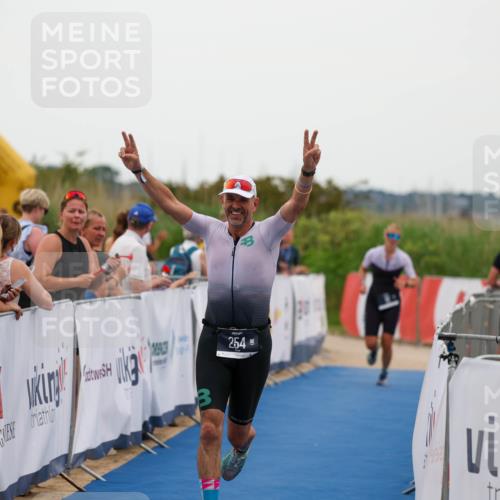 22.06.2025 - Viking Triathlon Michael Strokosch http://msf.ph/oto/8073057 22.06.2025 15:58:44 Ziel 18, 254 meine-sportfotos.de