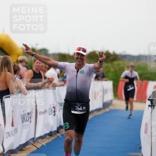 22.06.2025 - Viking Triathlon Michael Strokosch http://msf.ph/oto/8073066 22.06.2025 15:58:45 Ziel 18, 254 meine-sportfotos.de