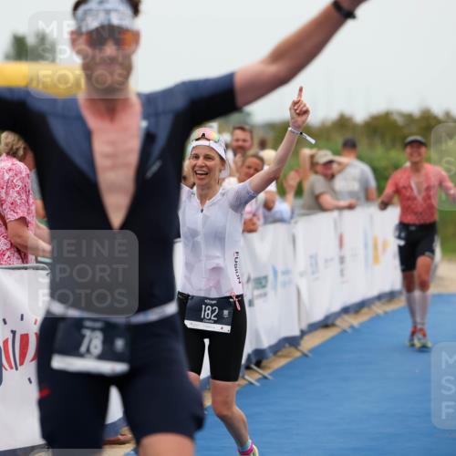 22.06.2025 - Viking Triathlon Michael Strokosch http://msf.ph/oto/8073073 22.06.2025 15:42:21 Ziel 64, 78, 172, 182 meine-sportfotos.de