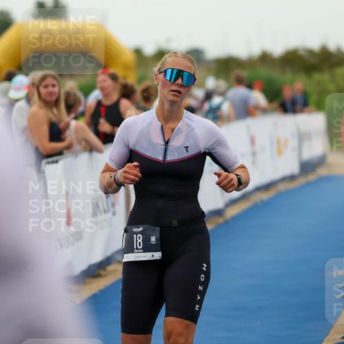 22.06.2025 - Viking Triathlon Michael Strokosch http://msf.ph/oto/8073097 22.06.2025 15:58:50 Ziel 18, 254 meine-sportfotos.de