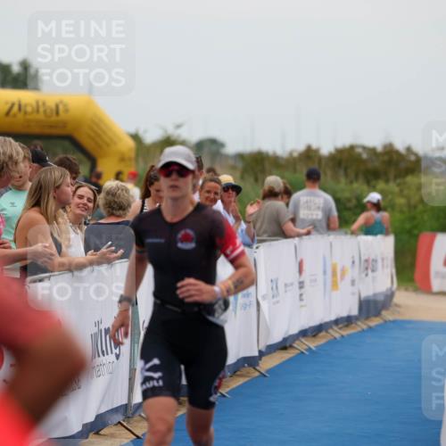 22.06.2025 - Viking Triathlon Michael Strokosch http://msf.ph/oto/8073127 22.06.2025 15:42:32 Ziel 221 meine-sportfotos.de