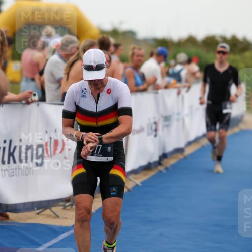 22.06.2025 - Viking Triathlon Michael Strokosch http://msf.ph/oto/8073137 22.06.2025 15:59:07 Ziel 77, 461 meine-sportfotos.de