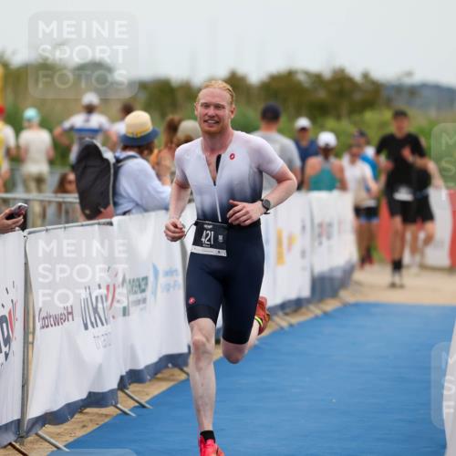 22.06.2025 - Viking Triathlon Michael Strokosch http://msf.ph/oto/8073154 22.06.2025 15:42:48 Ziel 421 meine-sportfotos.de
