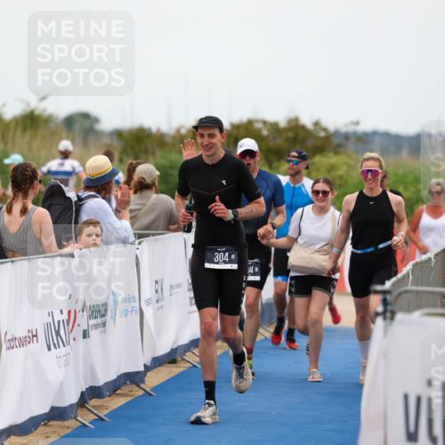 22.06.2025 - Viking Triathlon Michael Strokosch http://msf.ph/oto/8073187 22.06.2025 15:42:55 Ziel 304, 344, 421 meine-sportfotos.de
