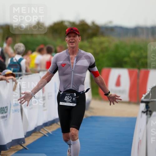 22.06.2025 - Viking Triathlon Michael Strokosch http://msf.ph/oto/8073203 22.06.2025 15:59:41 Ziel 462 meine-sportfotos.de
