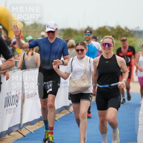 22.06.2025 - Viking Triathlon Michael Strokosch http://msf.ph/oto/8073213 22.06.2025 15:42:57 Ziel 304, 344, 389, 615 meine-sportfotos.de