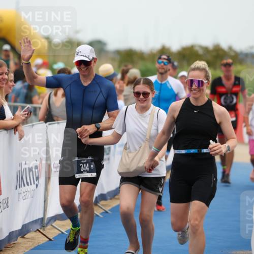 22.06.2025 - Viking Triathlon Michael Strokosch http://msf.ph/oto/8073215 22.06.2025 15:42:58 Ziel 304, 344, 389, 615 meine-sportfotos.de
