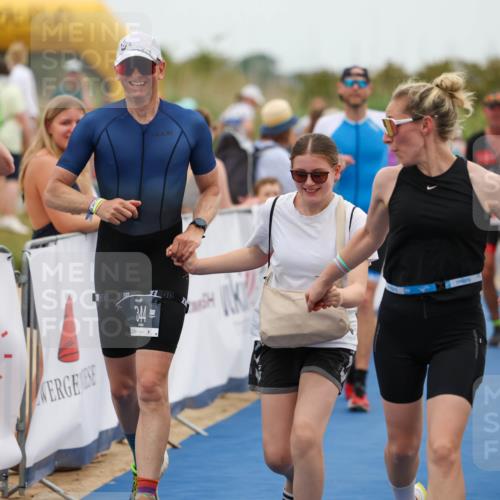 22.06.2025 - Viking Triathlon Michael Strokosch http://msf.ph/oto/8073222 22.06.2025 15:42:58 Ziel 304, 344, 389, 615 meine-sportfotos.de