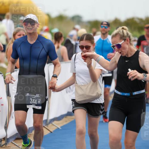 22.06.2025 - Viking Triathlon Michael Strokosch http://msf.ph/oto/8073224 22.06.2025 15:42:58 Ziel 304, 344, 389, 615 meine-sportfotos.de