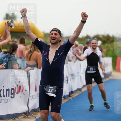 22.06.2025 - Viking Triathlon Michael Strokosch http://msf.ph/oto/8073311 22.06.2025 16:01:11 Ziel 54, 378 meine-sportfotos.de