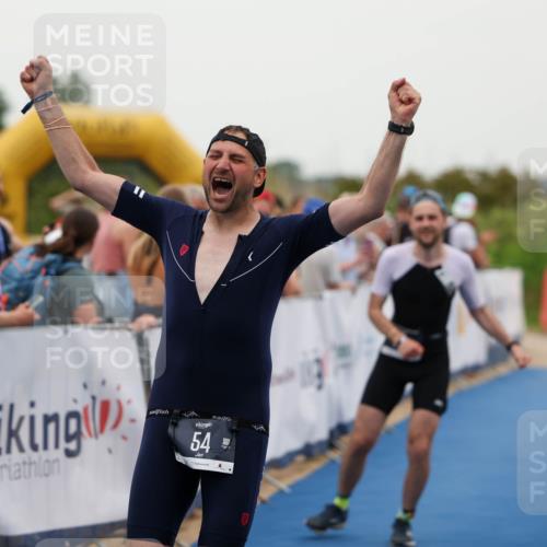 22.06.2025 - Viking Triathlon Michael Strokosch http://msf.ph/oto/8073314 22.06.2025 16:01:12 Ziel 54, 378 meine-sportfotos.de