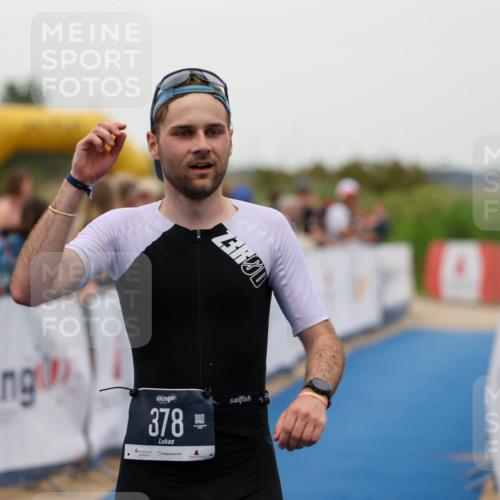 22.06.2025 - Viking Triathlon Michael Strokosch http://msf.ph/oto/8073331 22.06.2025 16:01:15 Ziel 54, 378 meine-sportfotos.de