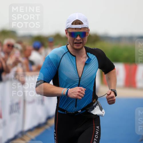 22.06.2025 - Viking Triathlon Michael Strokosch http://msf.ph/oto/8073432 22.06.2025 16:01:49 Ziel 121 meine-sportfotos.de