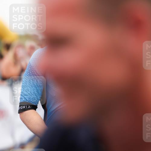 22.06.2025 - Viking Triathlon Michael Strokosch http://msf.ph/oto/8073442 22.06.2025 16:01:50 Ziel 121 meine-sportfotos.de