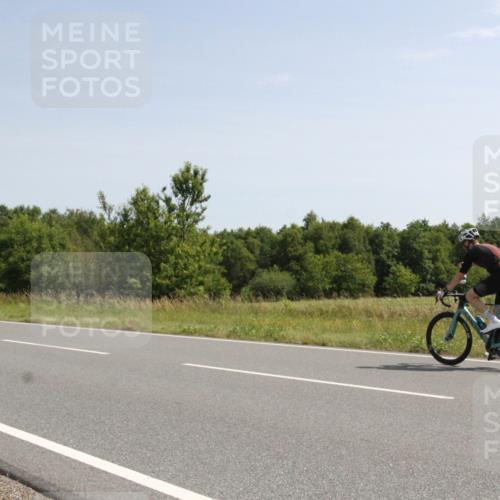22.06.2025 - Viking Triathlon Yannick Fuchs http://msf.ph/oto/8073498 22.06.2025 11:06:55 Radfahren 238, 379 meine-sportfotos.de