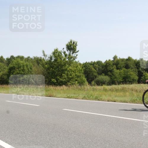 22.06.2025 - Viking Triathlon Yannick Fuchs http://msf.ph/oto/8073776 22.06.2025 11:11:04 Radfahren 14, 328, 637 meine-sportfotos.de