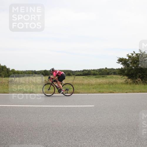 22.06.2025 - Viking Triathlon Yannick Fuchs http://msf.ph/oto/8073788 22.06.2025 12:52:06 Radfahren 615 meine-sportfotos.de