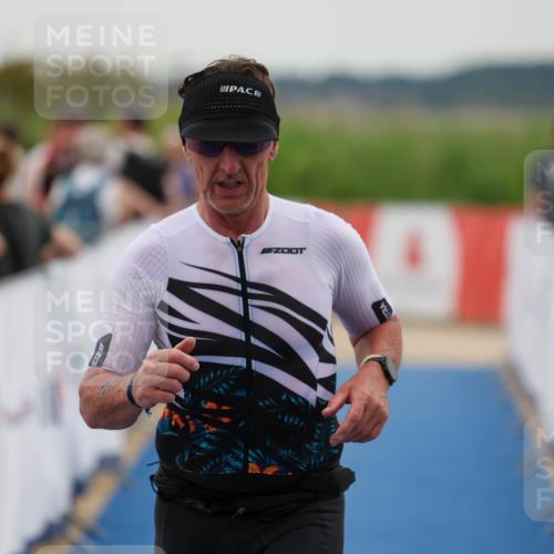 22.06.2025 - Viking Triathlon Michael Strokosch http://msf.ph/oto/8073789 22.06.2025 16:07:47 Ziel  meine-sportfotos.de
