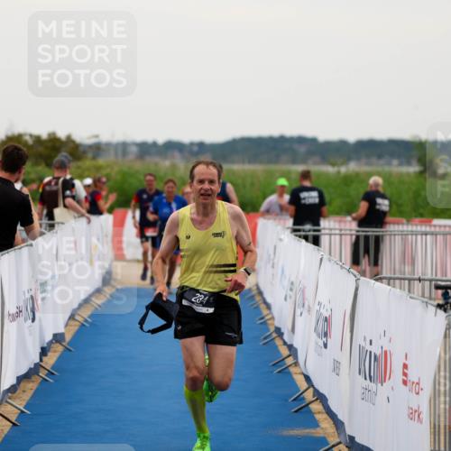 22.06.2025 - Viking Triathlon Michael Strokosch http://msf.ph/oto/8073926 22.06.2025 16:09:01 Ziel 234, 488 meine-sportfotos.de