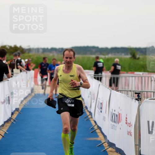 22.06.2025 - Viking Triathlon Michael Strokosch http://msf.ph/oto/8073930 22.06.2025 16:09:01 Ziel 234, 488 meine-sportfotos.de