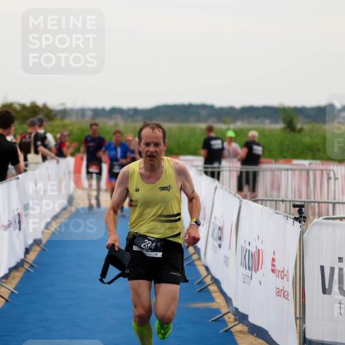 22.06.2025 - Viking Triathlon Michael Strokosch http://msf.ph/oto/8073933 22.06.2025 16:09:01 Ziel 234, 488 meine-sportfotos.de