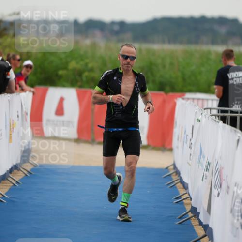 22.06.2025 - Viking Triathlon Michael Strokosch http://msf.ph/oto/8074016 22.06.2025 16:09:20 Ziel 523 meine-sportfotos.de
