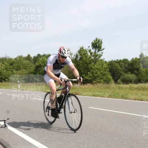 22.06.2025 - Viking Triathlon Yannick Fuchs http://msf.ph/oto/8075326 22.06.2025 11:43:02 Radfahren 76, 91, 332, 623, 633 meine-sportfotos.de