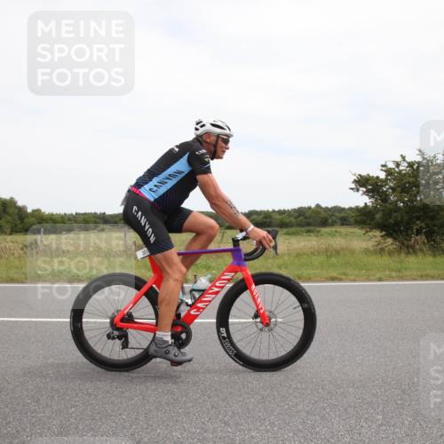 22.06.2025 - Viking Triathlon Yannick Fuchs http://msf.ph/oto/8075375 22.06.2025 13:35:07 Radfahren 359 meine-sportfotos.de