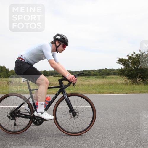 22.06.2025 - Viking Triathlon Yannick Fuchs http://msf.ph/oto/8075384 22.06.2025 13:35:56 Radfahren 357 meine-sportfotos.de