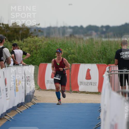 22.06.2025 - Viking Triathlon Yannick Fuchs http://msf.ph/oto/8075495 22.06.2025 16:11:44 Ziel 473 meine-sportfotos.de