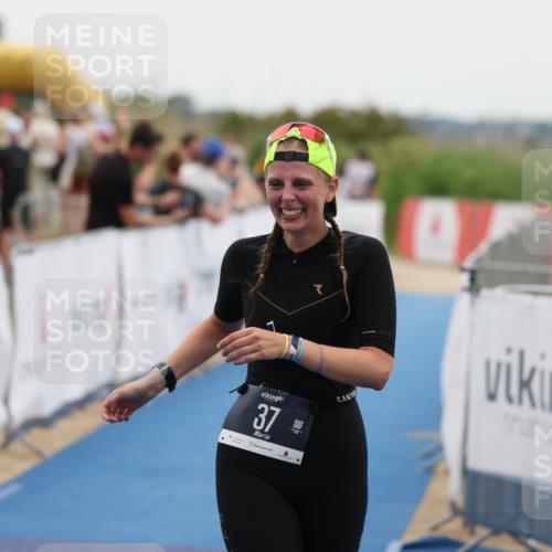 22.06.2025 - Viking Triathlon Yannick Fuchs http://msf.ph/oto/8075531 22.06.2025 16:13:19 Ziel 37 meine-sportfotos.de