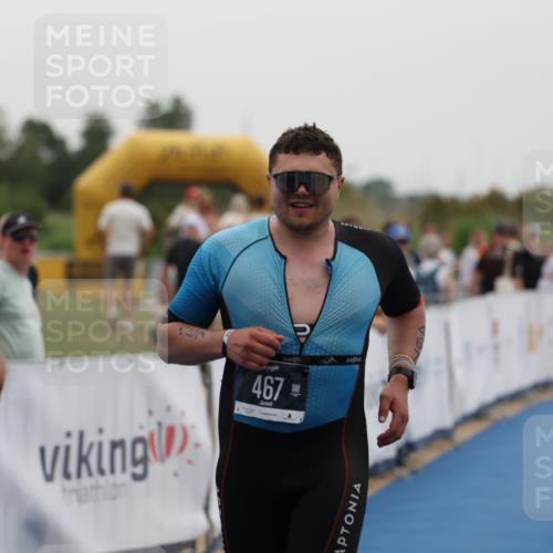 22.06.2025 - Viking Triathlon Yannick Fuchs http://msf.ph/oto/8075562 22.06.2025 16:13:38 Ziel 76, 467 meine-sportfotos.de