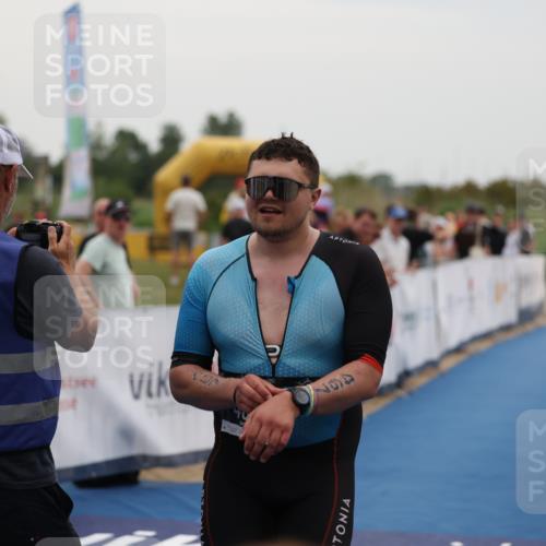 22.06.2025 - Viking Triathlon Yannick Fuchs http://msf.ph/oto/8075565 22.06.2025 16:13:38 Ziel 76, 467 meine-sportfotos.de