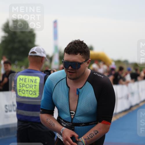 22.06.2025 - Viking Triathlon Yannick Fuchs http://msf.ph/oto/8075567 22.06.2025 16:13:40 Ziel 76, 467 meine-sportfotos.de
