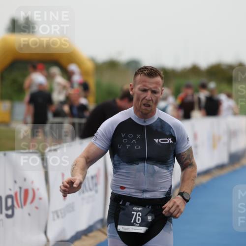 22.06.2025 - Viking Triathlon Yannick Fuchs http://msf.ph/oto/8075581 22.06.2025 16:13:45 Ziel 76 meine-sportfotos.de