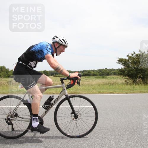 22.06.2025 - Viking Triathlon Yannick Fuchs http://msf.ph/oto/8075585 22.06.2025 13:44:24 Radfahren 165, 634 meine-sportfotos.de