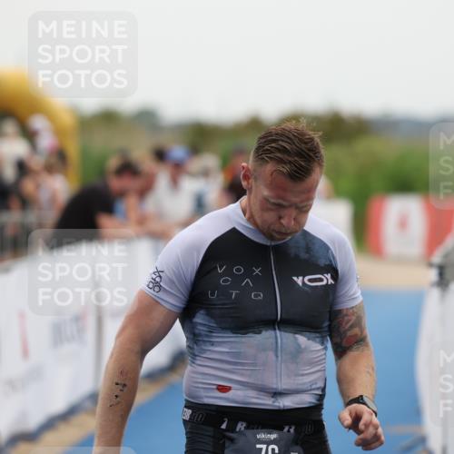 22.06.2025 - Viking Triathlon Yannick Fuchs http://msf.ph/oto/8075589 22.06.2025 16:13:45 Ziel 76 meine-sportfotos.de