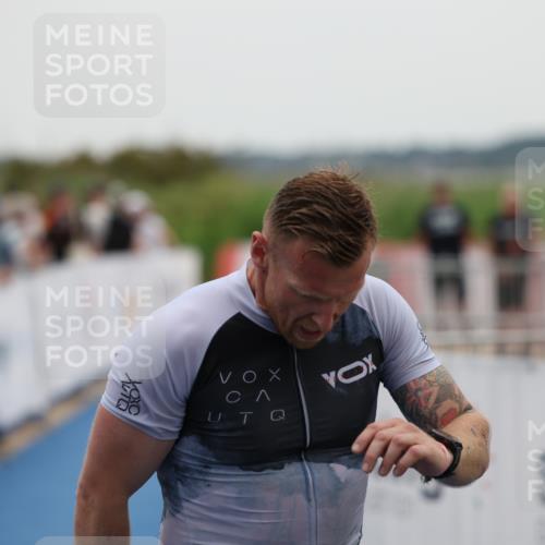 22.06.2025 - Viking Triathlon Yannick Fuchs http://msf.ph/oto/8075591 22.06.2025 16:13:46 Ziel 76 meine-sportfotos.de